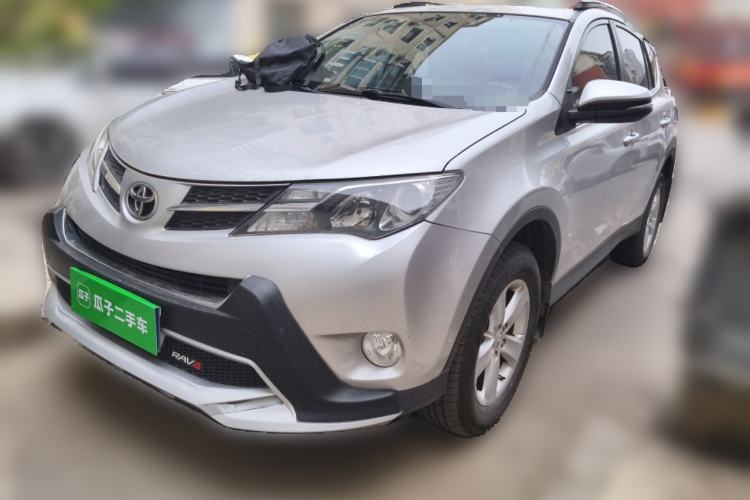 Used Toyota RAV4 2013 2.0L CVT Four-Wheel Drive New Edition