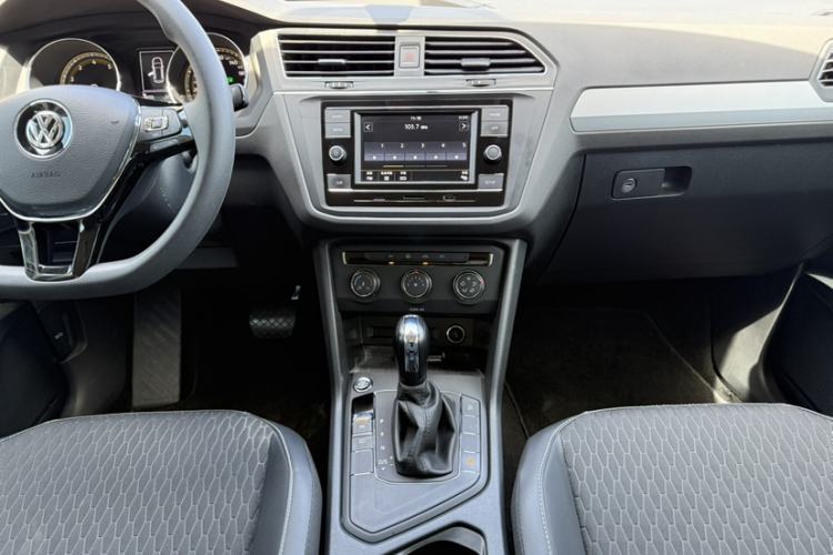 Used Volkswagen Tiguan L 2019 330TSI Automatic Two-Wheel Drive Luxury Edition China VI Standard