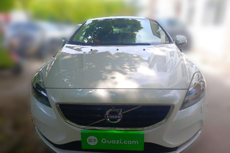 Used Volvo V40 2016 T3 Zhiyi Edition