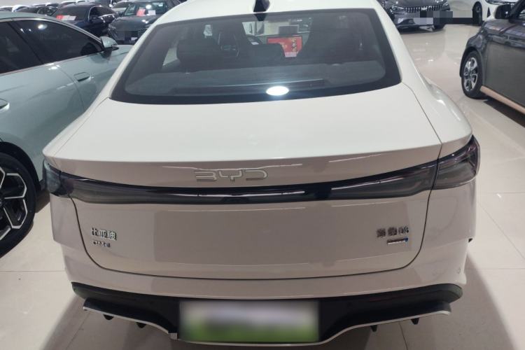 Used BYD Seal 06 New Energy 2025 DM-i Intelligent Drive 120KM Flagship Model
