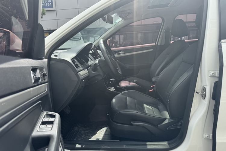 Used Volkswagen Lavida 2017 1.6L Automatic Comfort Edition