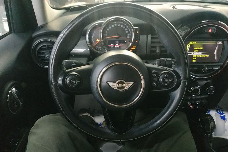 Used MINI MINI 2015 1.5T COOPER Fun Five-Door Edition
