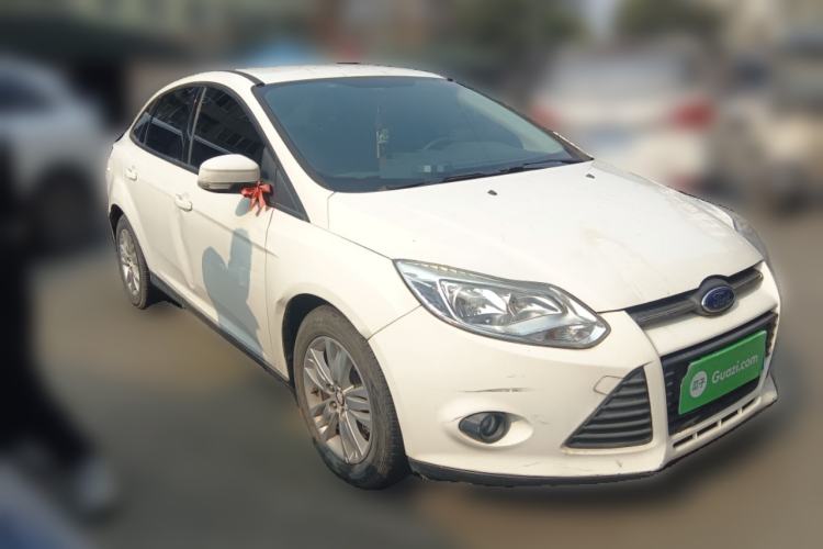 Used Ford Focus 2012 Sedan 1.6L Manual Comfort Model
