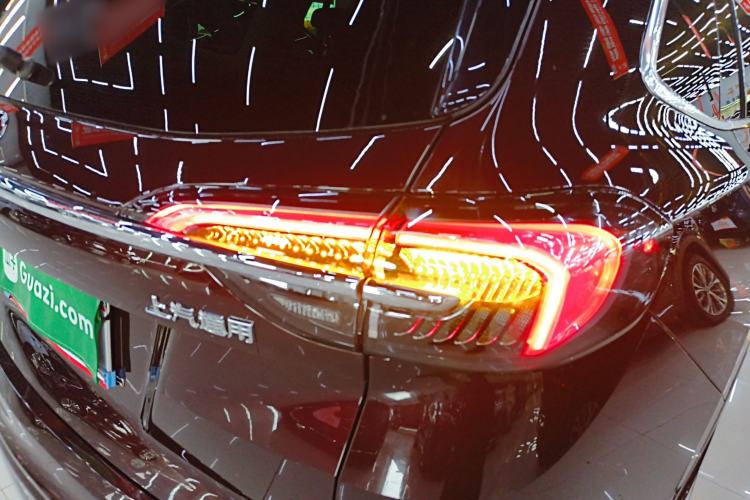 Used Buick Envision 2022 Encore Plus Avenir Avenir 5-Seater Edition Exterior 3