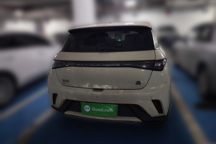 Used BYD Dolphin 2023 420 km Fashion Edition
