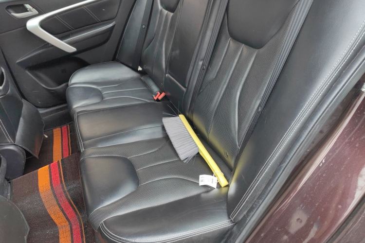 Used Geely Auto Emgrand 2017 Sedan Million Edition 1.5L Manual - Upward Version Left Rear Seat