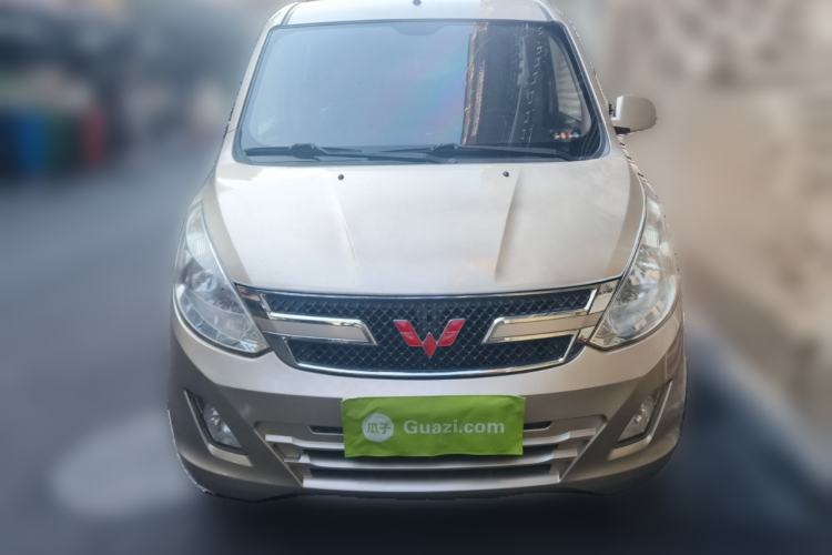 Used Wuling Rongguang V 2016 1.5L Standard Version
