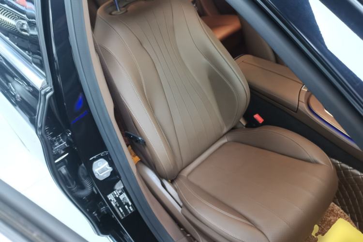 Used Mercedes-Benz E-Class 2023 Updated E 300 L Luxury Edition
