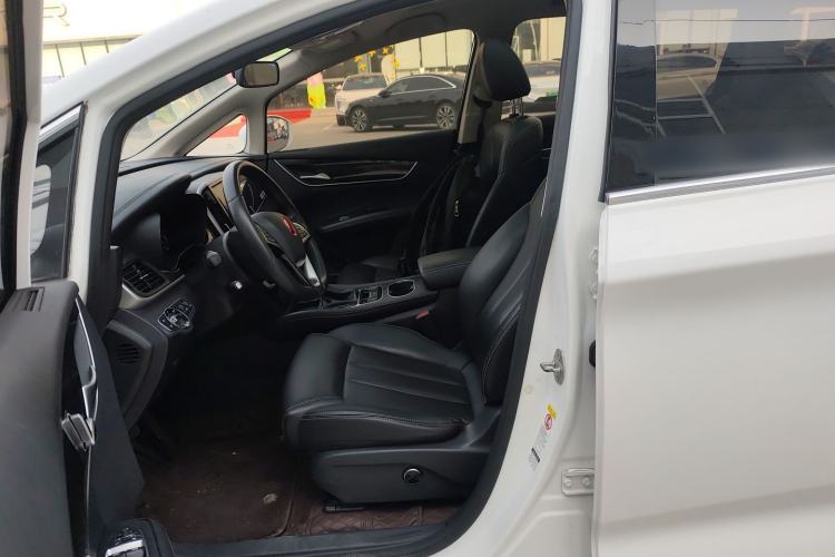 Used BYD Song MAX 2017 1.5T Automatic Smart Connect Prestige 7-Seater Left Front Seat
