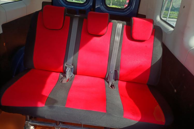 Used Iveco Eurocargo 2021 2.0T Manual Super Rui Short Wheelbase High-Roof Manual Door F1A