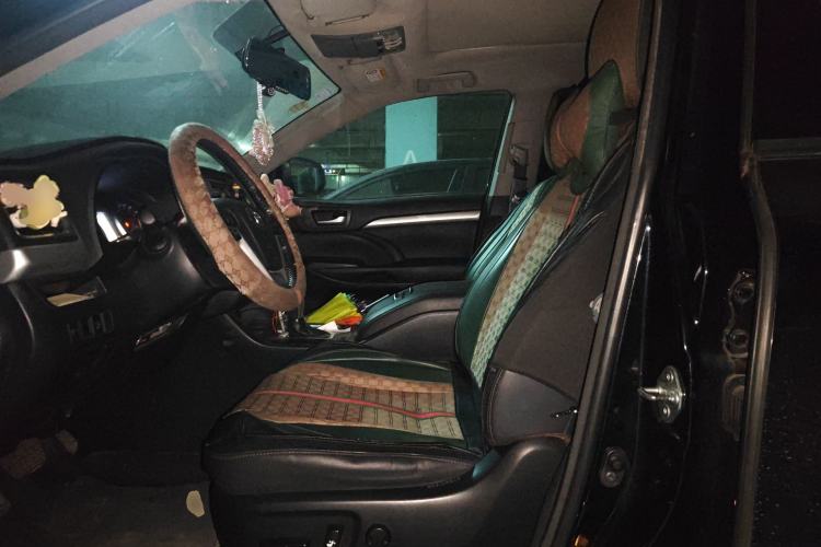 Used Toyota Highlander 2017 2.0T Four-Wheel Drive Luxury Edition 7 Seats