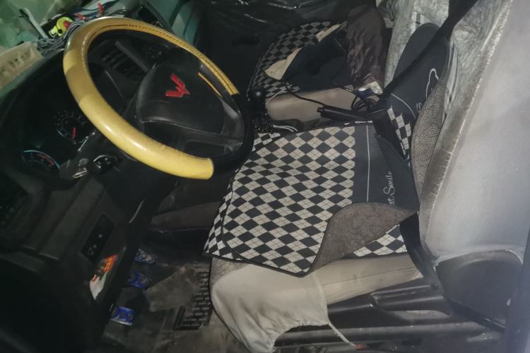 Used Wuling Hongguang V 2022 1.5L Jingqu Edition Electric-Assist LAR
