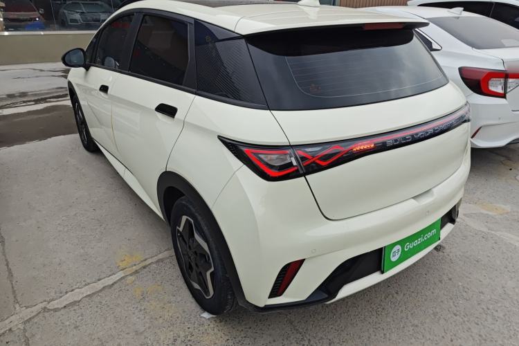 Used BYD Dolphin 2021 405 km Fashion Edition
