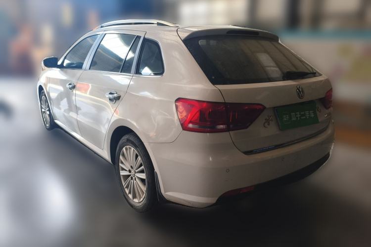 Used Volkswagen Gran Lavida 2013 1.6L Manual Comfort Model
