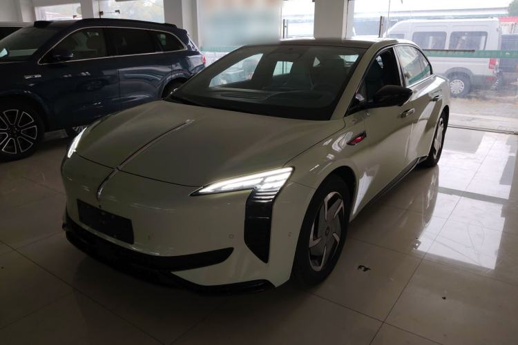 Used Hongqi EH7 2025 690 Smart Selection Edition