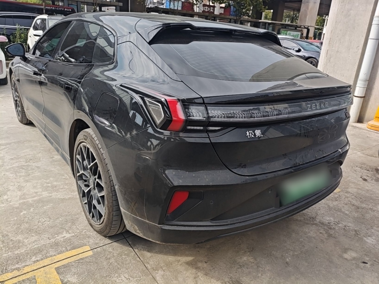 Zeekr 001 2024 WE Edition 95 kWh All-Wheel Drive — снимка 4