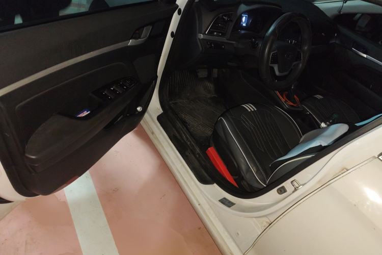 Used Hyundai Elantra (6th Generation / Lingdong) 2016 1.6L Automatic ZhiXuan – Elite Version Driver Seat