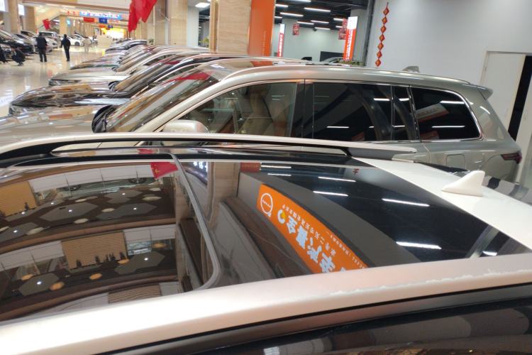 Used Kia kx1 Stonic 2021 1.4L CVT Fun & Sunroof Model
