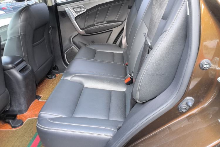 Used Geely Auto Vision X6 2016 1.8L Manual Luxury Model
