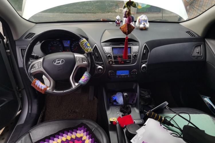 Used Hyundai ix35 2010 2.0L Automatic Two-Wheel Drive Elite Edition GLS
