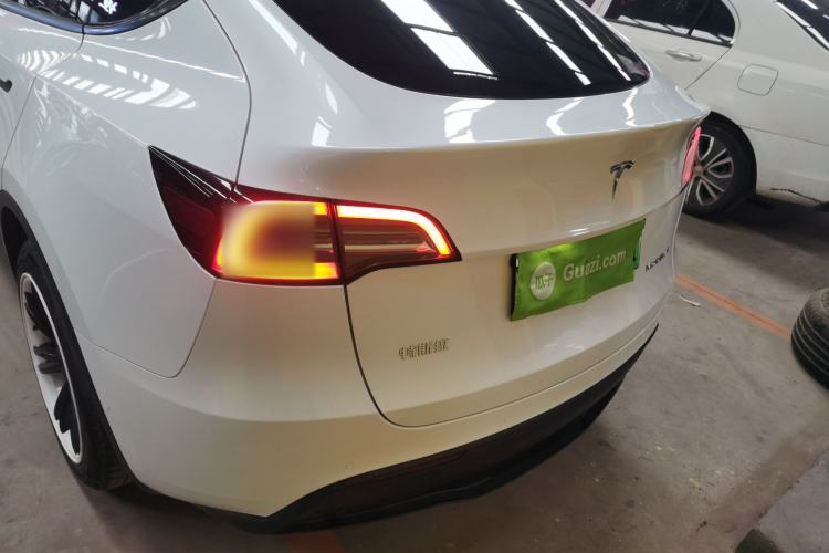 Used Tesla Model Y 2021 Long-Range All-Wheel-Drive Version Rear