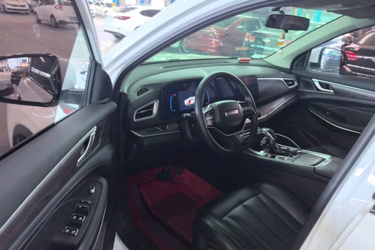 Used Dongfeng Fengon 580 2022 1.5T Automatic Luxury Version
