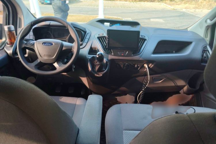 Used Ford Transit 2019 2.0T Diesel Multi-Purpose Commercial Vehicle Mid-Drive Mid-Roof 6-Seater China VI Standard
