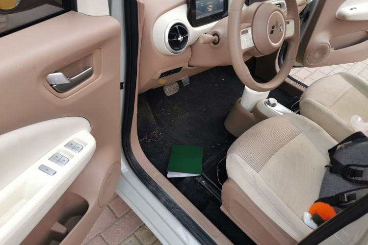 Used Wuling Hongguang MINIEV 2025 Four-Door Version Zhenxiang+ Edition Driver Seat