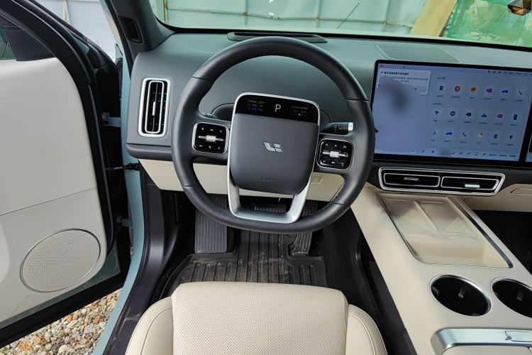 Used Li Auto L6 2025 Pro Smart Refresh Edition
