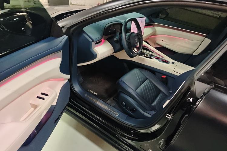 Used Zeekr 001 2024 WE Edition 95 kWh All-Wheel Drive Driver Seat