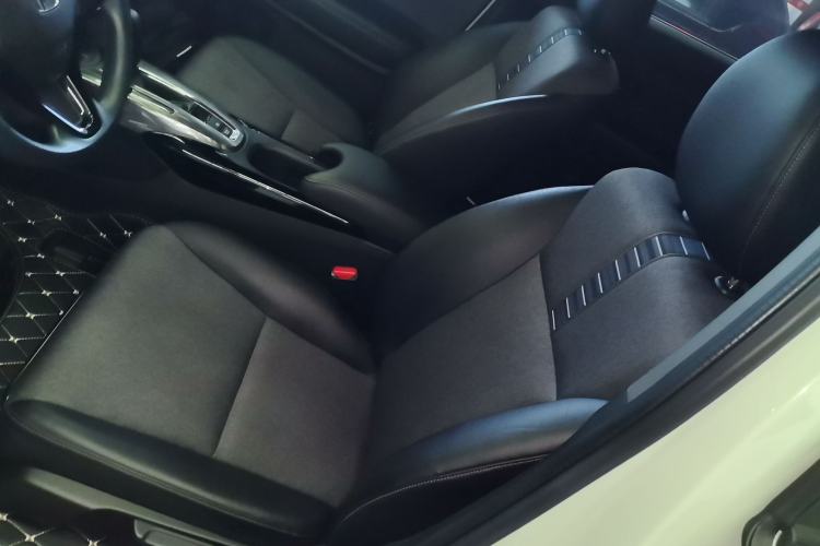 Used Honda XR-V 2019 220TURBO CVT Luxury Edition China VI Emission Standard Left Front Seat