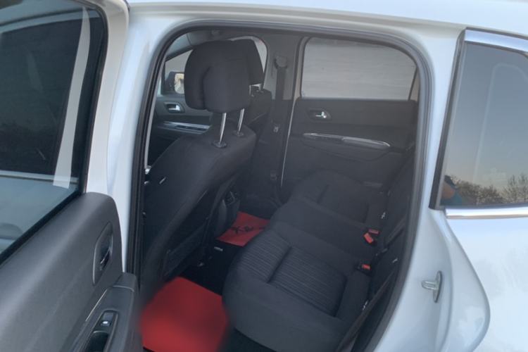 Used Peugeot 3008 2016 2.0L Automatic Standard Edition Exterior 6