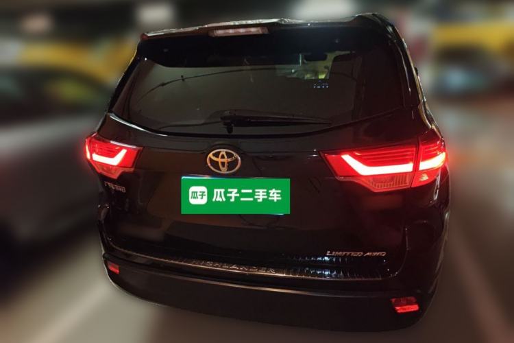 Used Toyota Highlander 2018 2.0T Four-Wheel Drive Supreme Edition 7-Seater China VI Rear