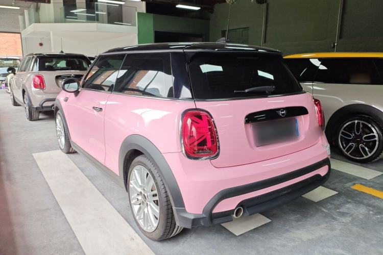 Used MINI 2022 1.5T COOPER Classic Edition
