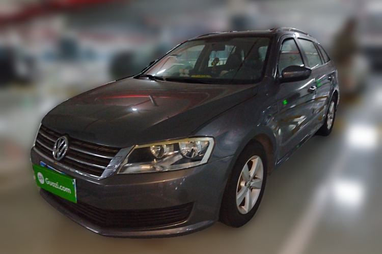 Used Volkswagen Gran Lavida 2013 1.6L Automatic Fashion Model