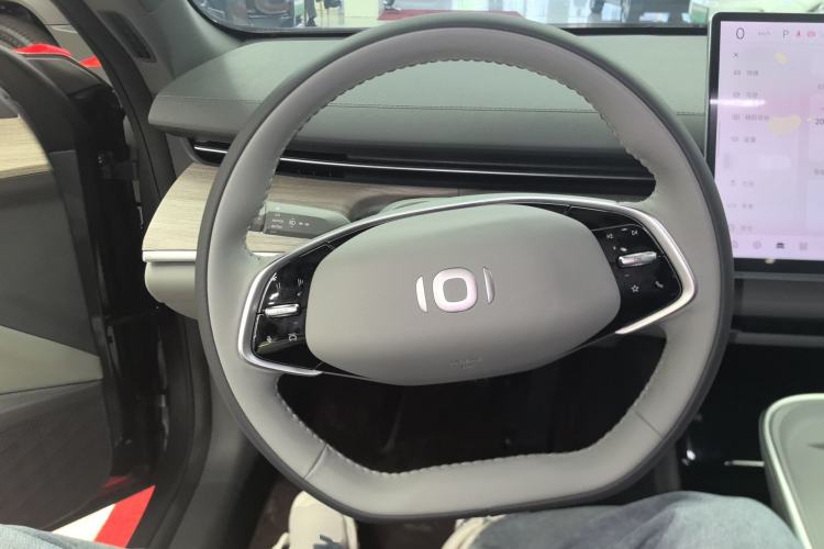 Used CHANGAN NEVO A07 2024 All-Electric "True Fragrant" Edition 515 Elite Model Steering Wheel