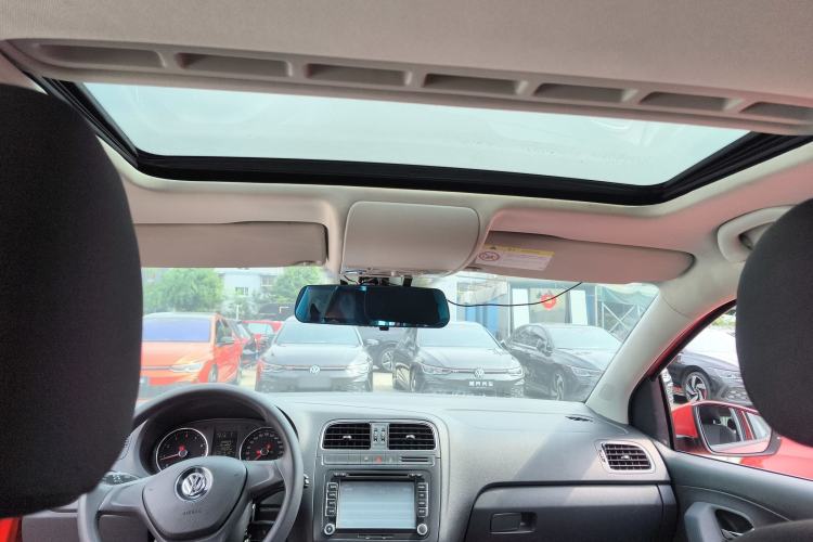 Used Volkswagen Polo 2014 1.6L Automatic Comfort Edition Headliner