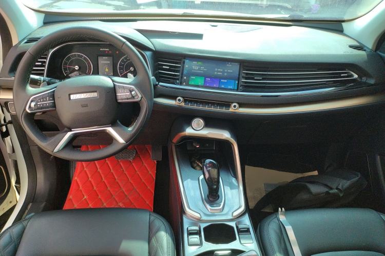Used Haval H6 2021 1.5 GDIT Automatic Champion Edition Center Console