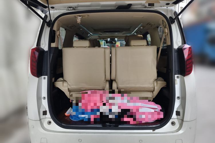 Used Toyota Alphard 2015 3.5L Luxury Edition Trunk