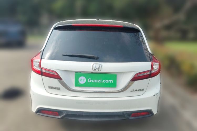 Used Honda Jade 2014 1.8L Automatic Comfort Elite Version 5 Seats
