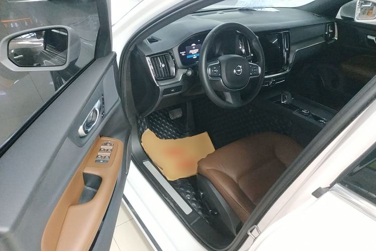 Used Volvo S60 2023 B4 Zhiyi Luxury Edition Driver Seat