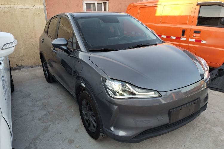 Used NETA V 2022 Standard Range Industry Custom Edition Exterior 1