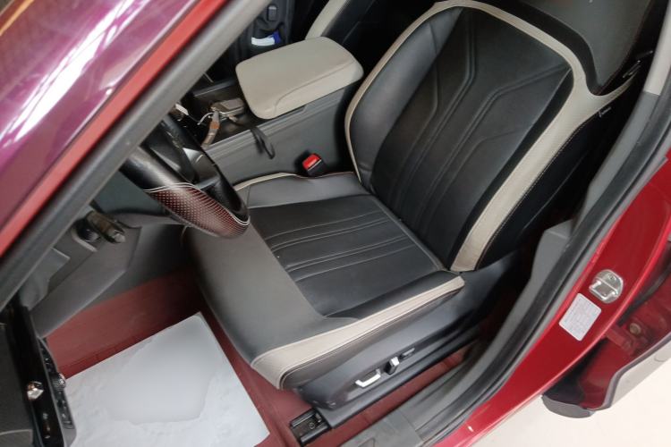 Used Baojun RC-6 2019 1.5T CVT 24-Hour Online Prestige Edition Left Front Seat