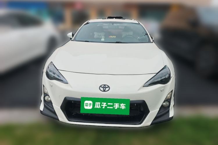 Used Toyota 86 2013 2.0L Automatic Luxury Version

