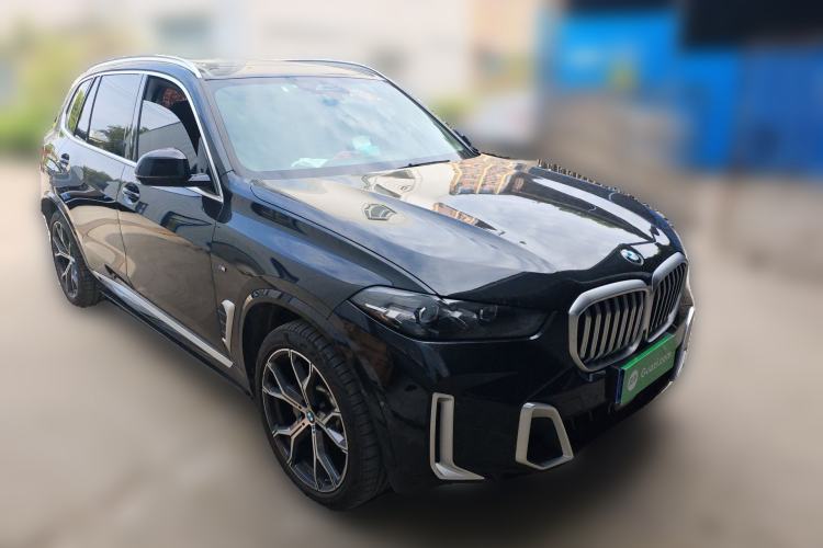 Used BMW X5 2023 xDrive 30Li Luxury M Sport Package
