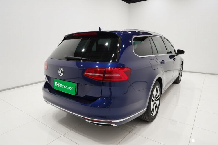 Used Volkswagen Variant New Energy 2019 GTE model Rear Right 45 Deg