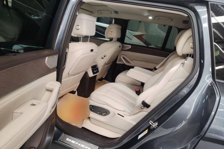 Used Denza N9 2025 Prestige Version