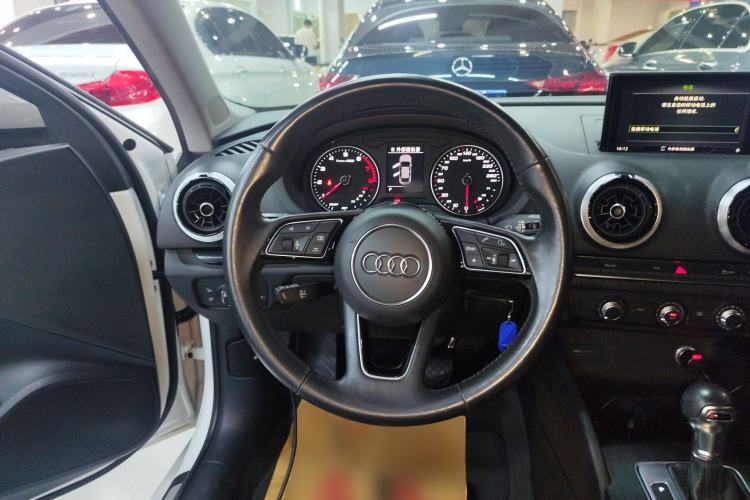 Used Audi A3 2020 Limousine 35 TFSI Fashion Edition China VI Emission Standard