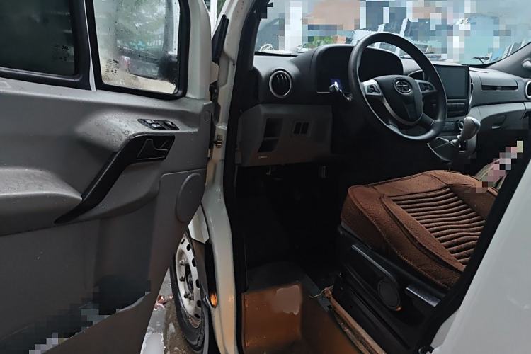 Used JAC Sunray 2022 2.0T Fuel-Efficient King PLUS Express Version Mid-axle 5-6 Seats HFC4DB3-2E4
