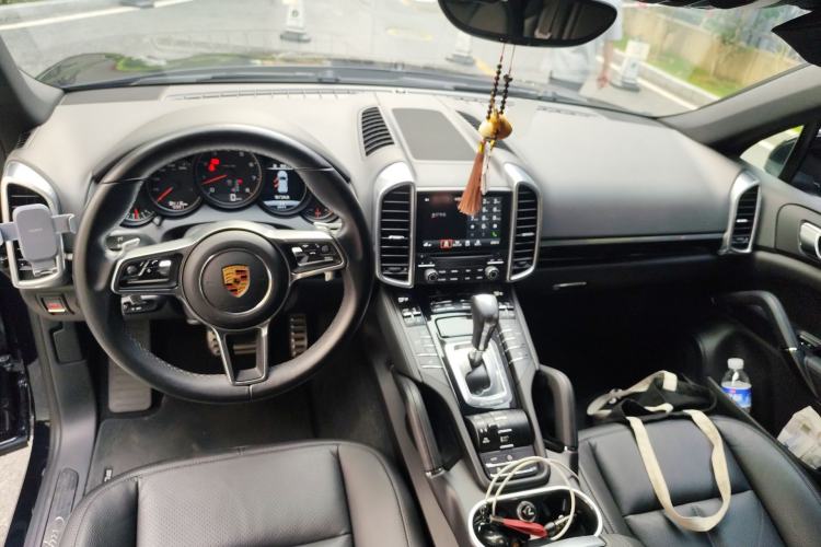 Used Porsche Cayenne 2016 Cayenne 3.0T Center Console